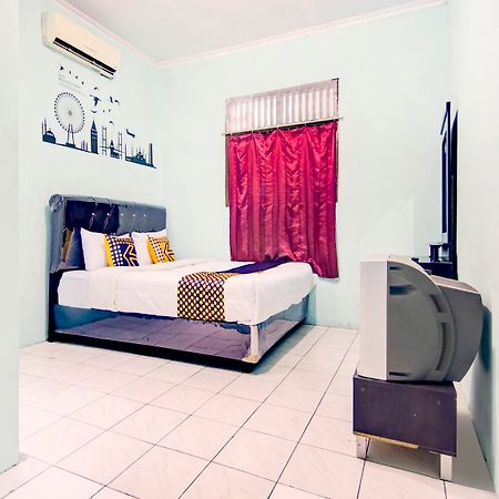 Spot On 3979 Wisma Purimas Syariah デポック エクステリア 写真