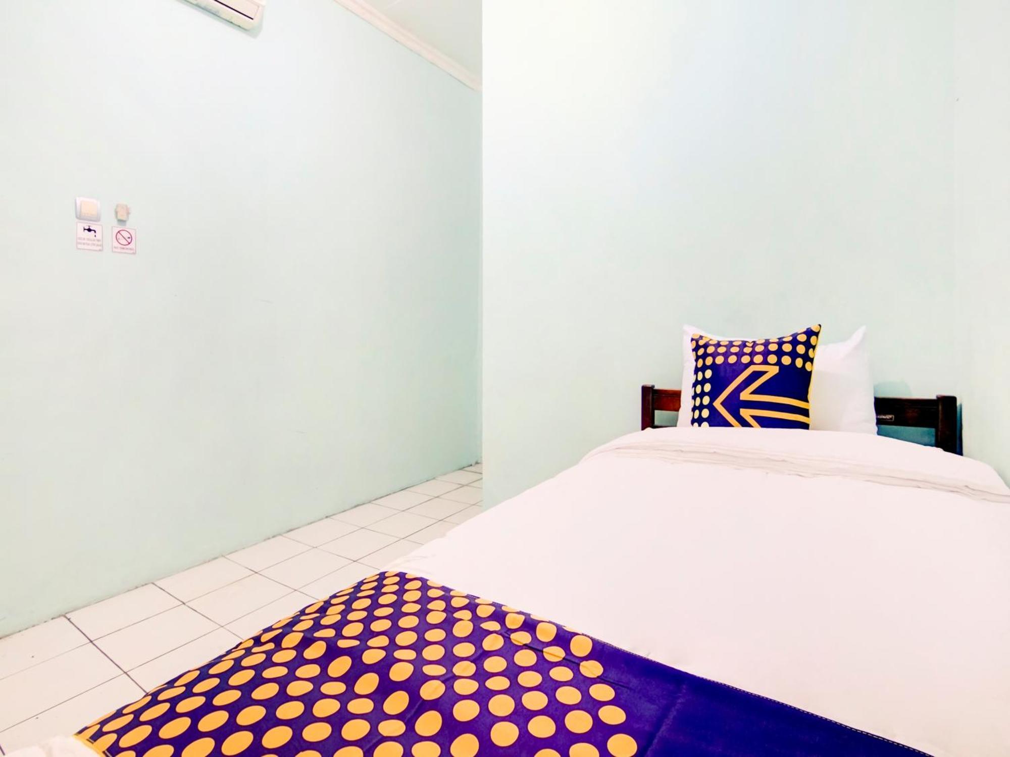 Spot On 3979 Wisma Purimas Syariah デポック エクステリア 写真